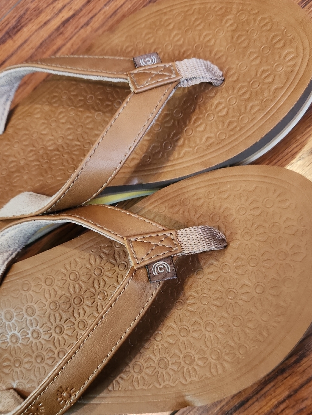 Cobian Kona Brown Womens Sandals - Picture 6 of 8
